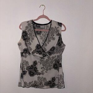 Vintage Sleeveless V-Neck Paisley Wrap Blouse in Black & White